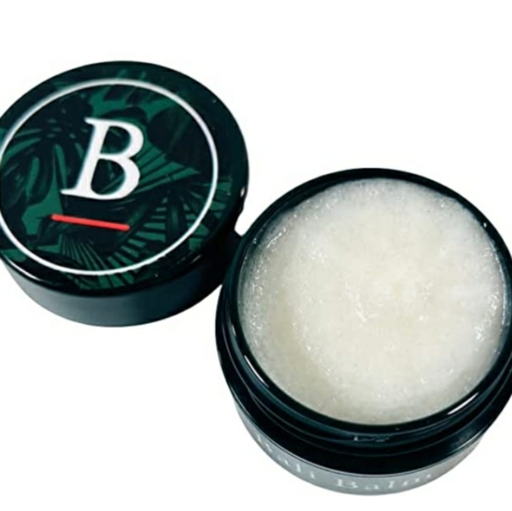 BALI BALM PINEAPPLE RICH INDULGENT LIP SCRUB. - Picture 5 of 8